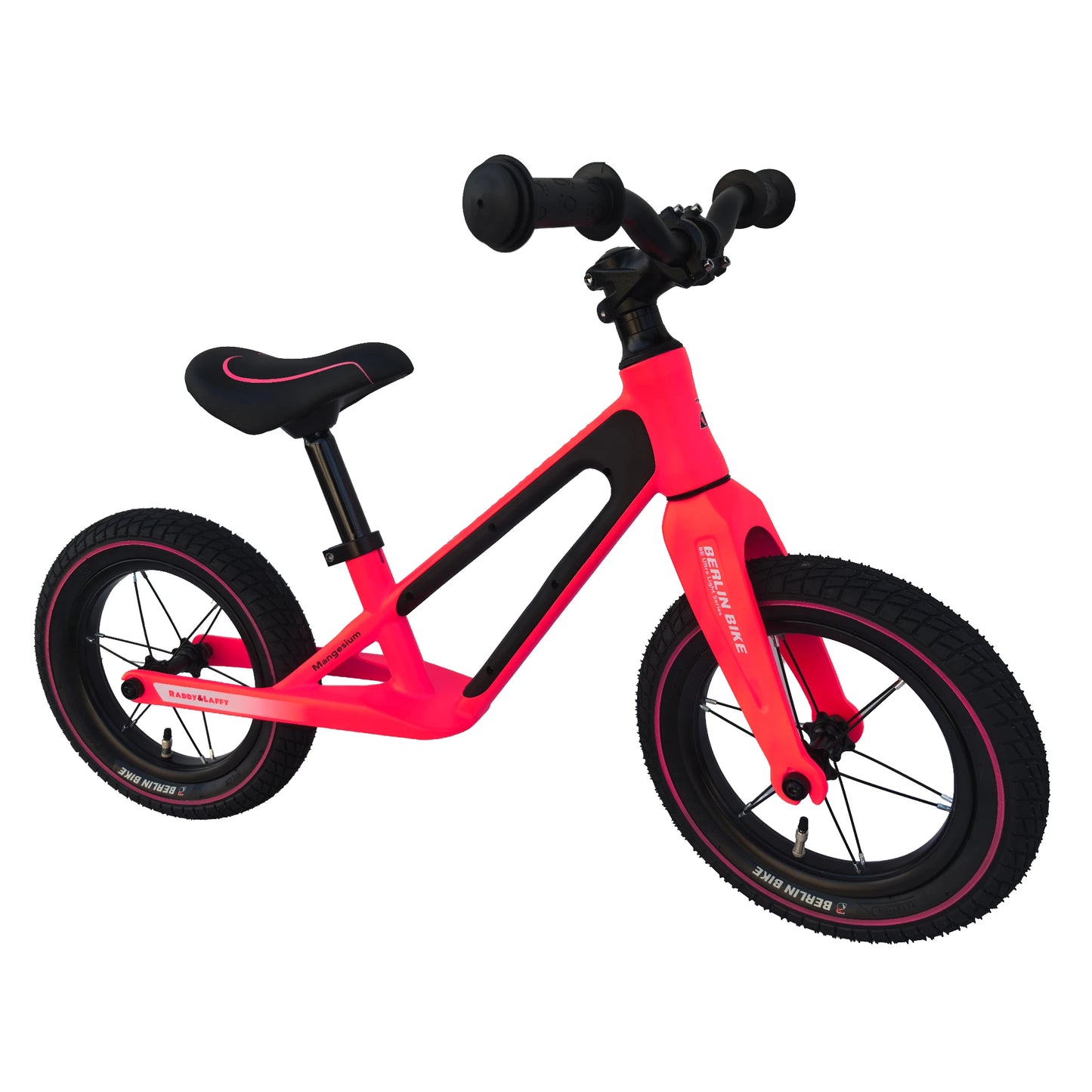 Berlin Bike Raddy Laffy Balance Bike 12 Inch, 12zoll rosa magnesium superleicht 45grad frontansicht 2000px 2000px